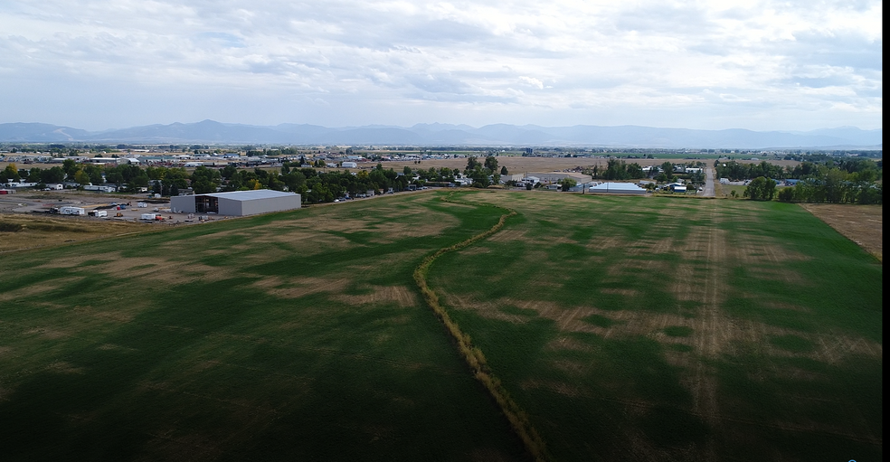 Amsterdam Road, Belgrade, MT for rent - Building Photo - Image 3 of 6