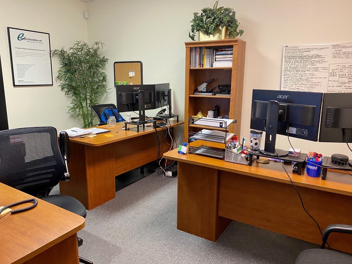 9845 Painter Ave, Santa Fe Springs 90605 UK