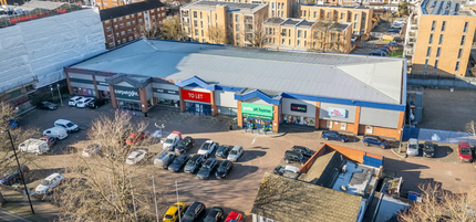 High St, Feltham for rent Building Photo- Image 1 of 2