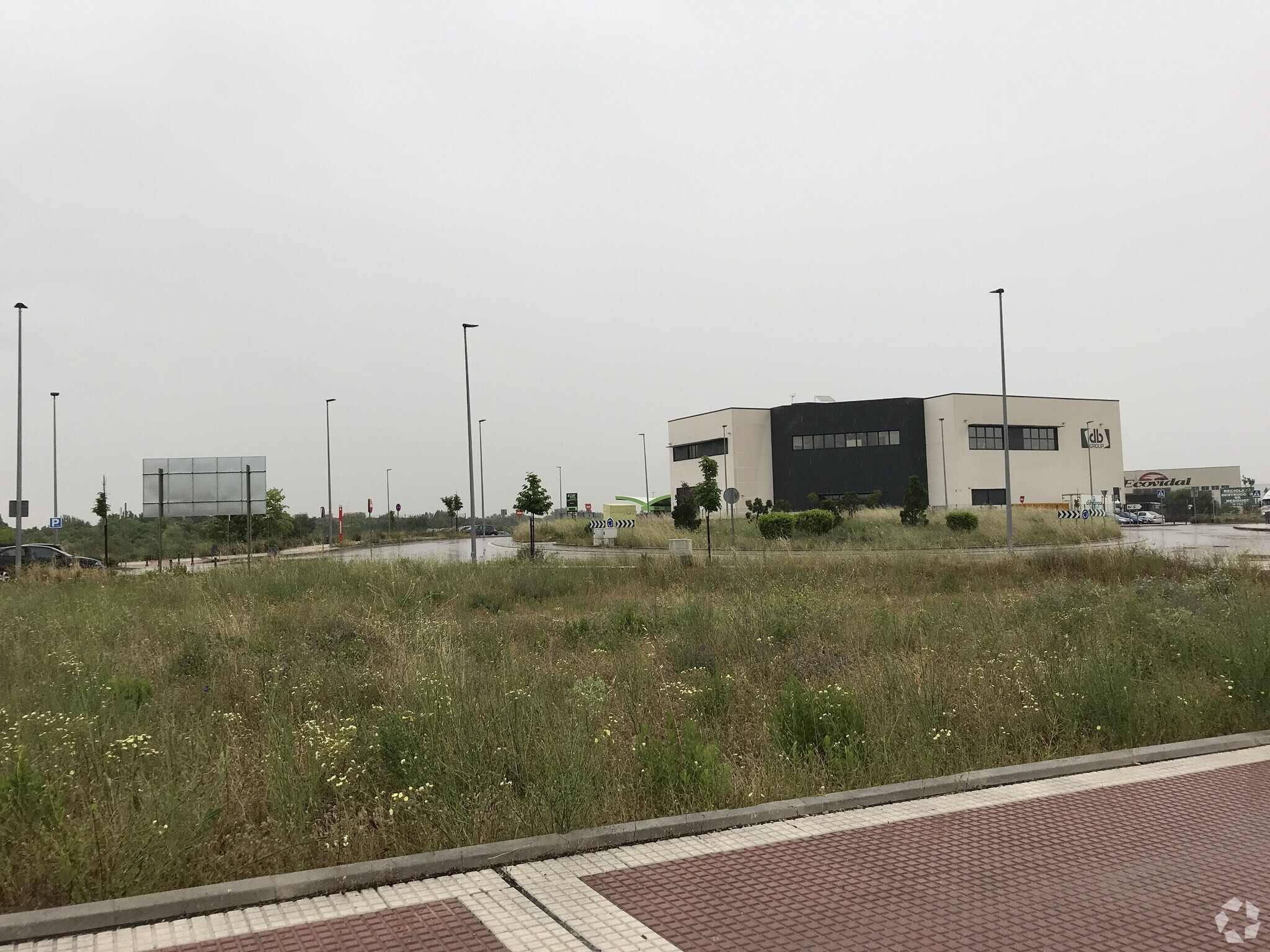 Avenida Premios Nobel, 12, Torrejón de Ardoz, Madrid for sale Primary Photo- Image 1 of 1