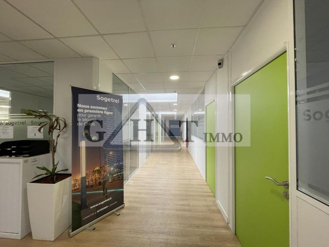 Industrial in Lognes to rent Lobby- Image 1 of 18