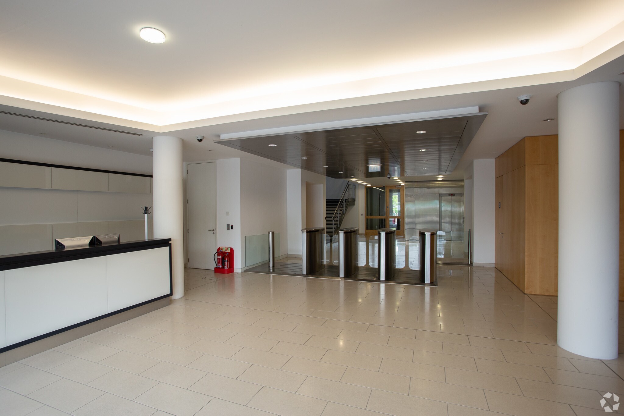 200 Bath Rd, Slough for sale Building Photo- Image 1 of 1