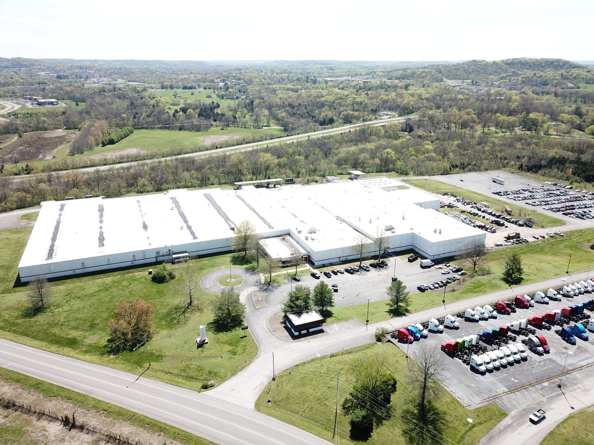 981 Industrial Park Rd, Columbia, TN for sale Building Photo- Image 1 of 1