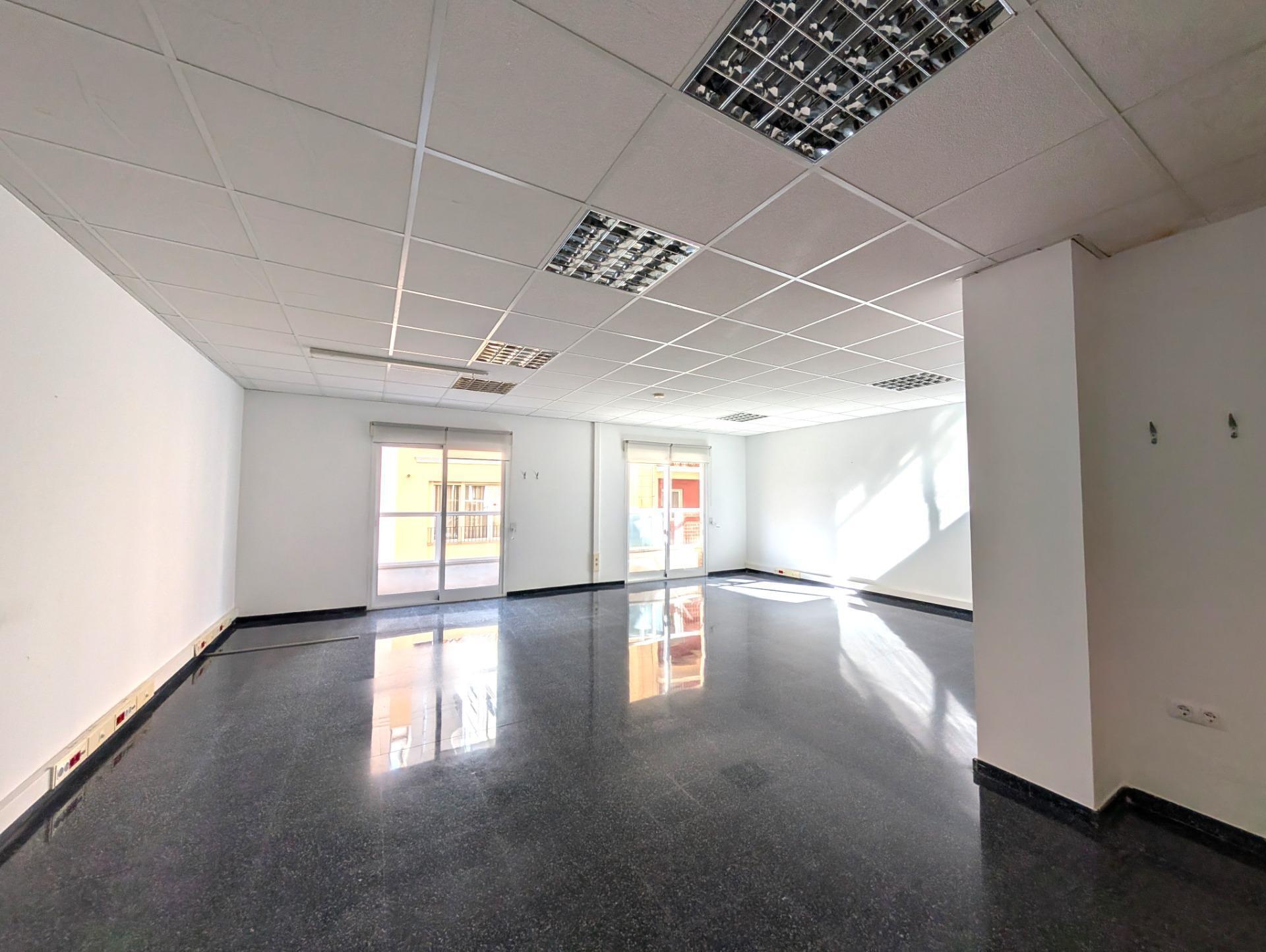 Office in Alcoy to rent Building Photo- Image 1 of 28
