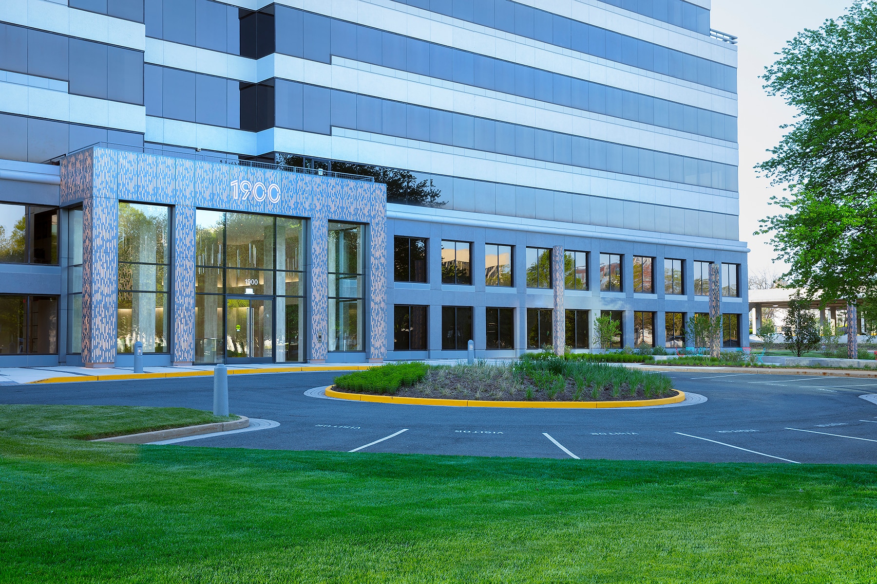 1900 Gallows Rd, Vienna, VA to rent Building Photo- Image 1 of 11