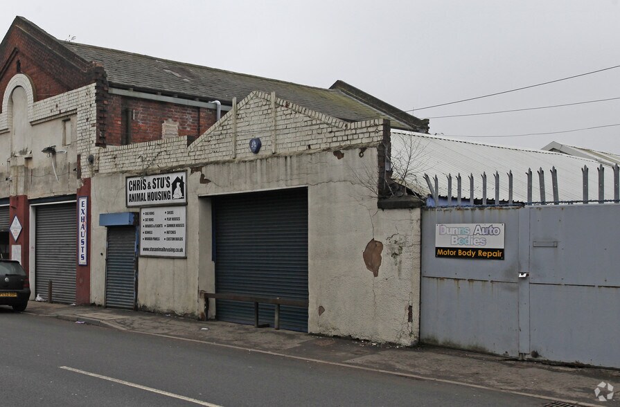 Corngreaves Rd, Cradley Heath for sale - Primary Photo - Image 1 of 1