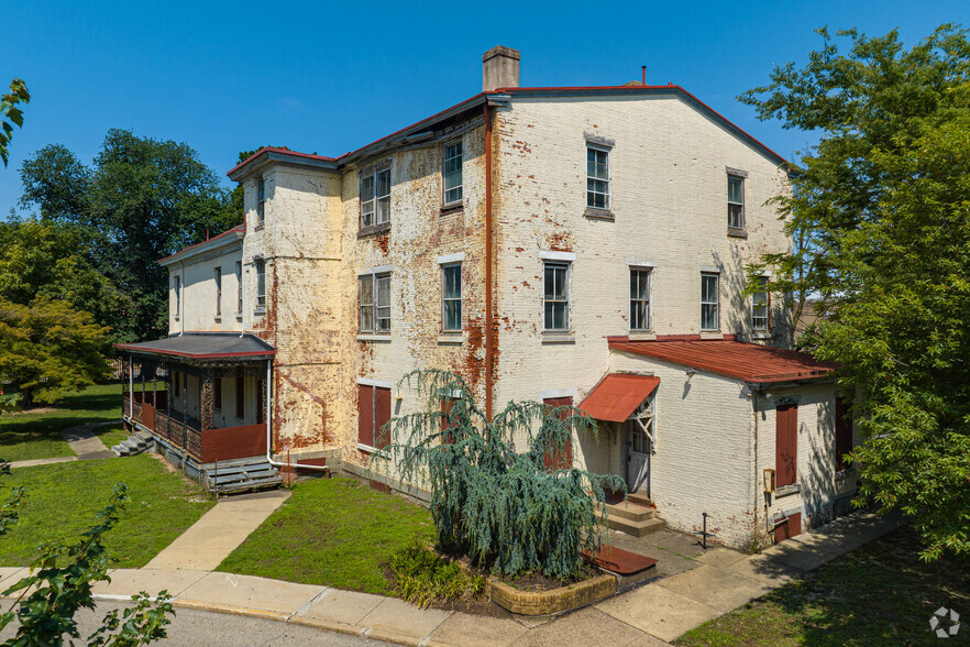 2275 Bridge St- Building 3, Philadelphia, PA for sale - Building Photo - Image 1 of 2