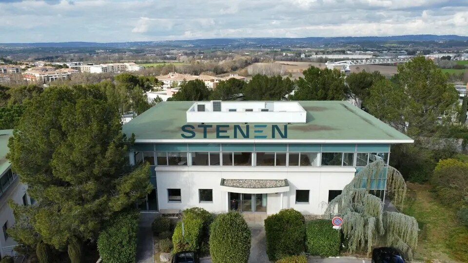 Office in Aix-en-Provence to rent Building Photo- Image 1 of 8