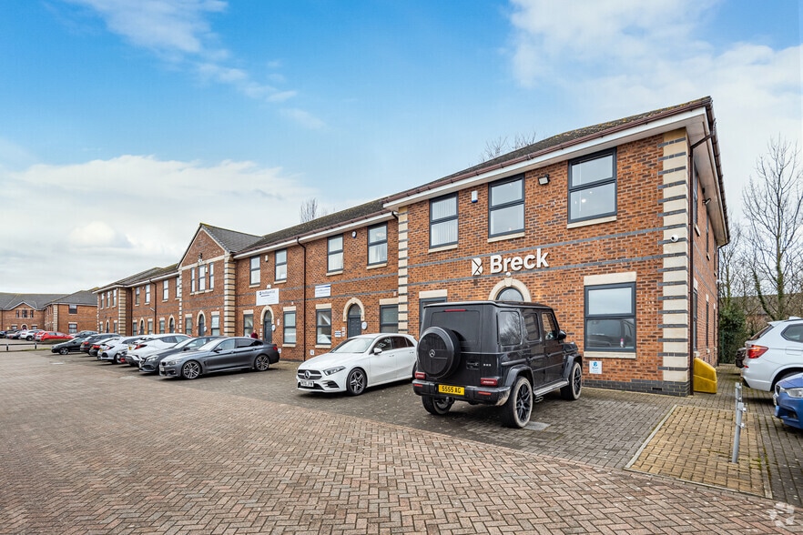 Hawking Pl, Blackpool to rent - Building Photo - Image 3 of 19
