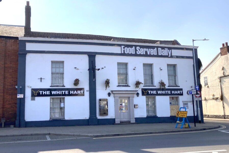 2 London St, Swaffham to rent Building Photo- Image 1 of 3