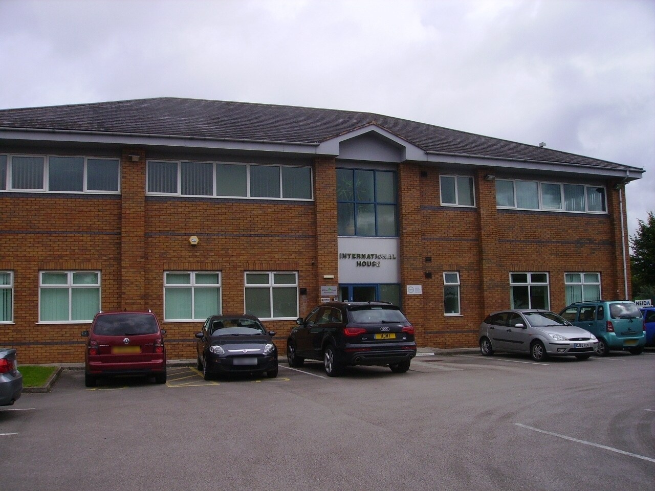 Bellringer Rd, Stoke On Trent to rent Building Photo- Image 1 of 4