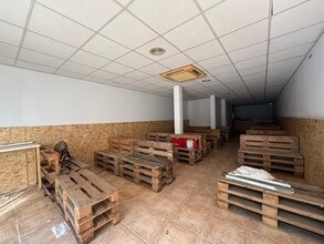 Retail in Castelldefels, Barcelona to rent Interior Photo- Image 2 of 11