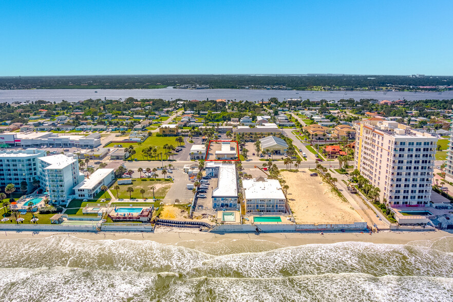 2120 S Atlantic Ave, Daytona Beach, FL for sale - Building Photo - Image 2 of 18