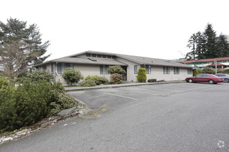 1410 S Meridian, Puyallup, WA for rent Primary Photo- Image 1 of 8