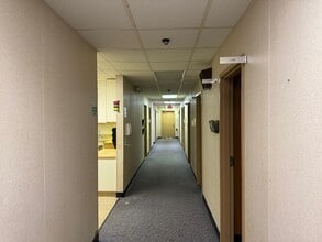 2212 Old Furnace Rd, Boiling Springs, SC to rent Interior Photo- Image 2 of 5