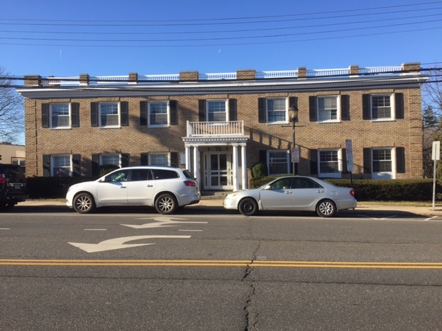 75 Plandome Rd, Manhasset, NY for sale - Building Photo - Image 1 of 1