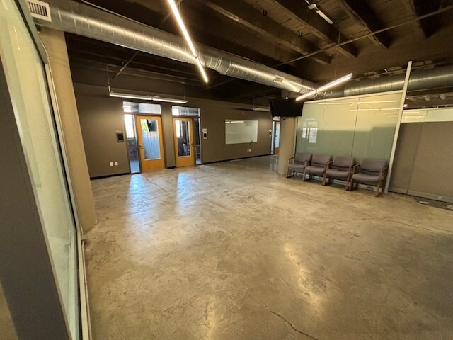 826 P St, Lincoln, NE to rent Building Photo- Image 1 of 9