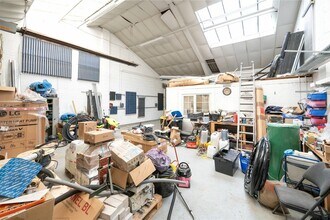 156 St Albans Rd, Sandridge to rent Interior Photo- Image 2 of 5