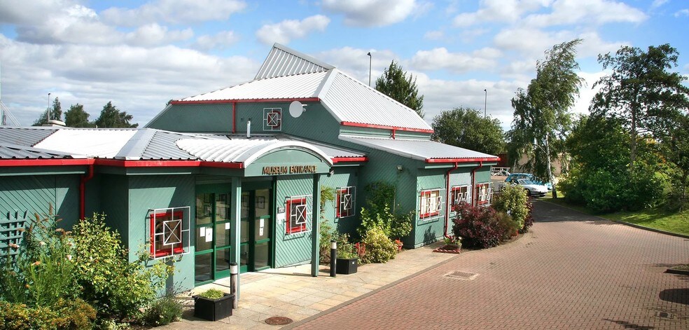 Dutch Riverside, Goole for sale - Primary Photo - Image 1 of 1