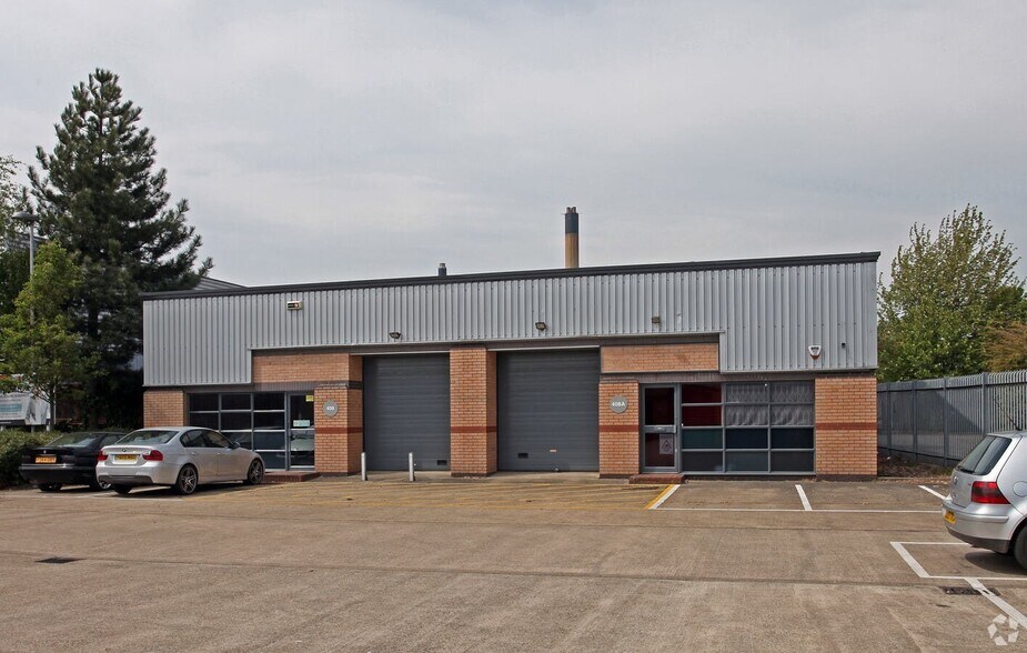 408 Montrose Ave, Slough for sale - Building Photo - Image 1 of 1