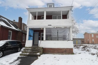 208 Leon St, Syracuse, NY for sale Primary Photo- Image 1 of 1