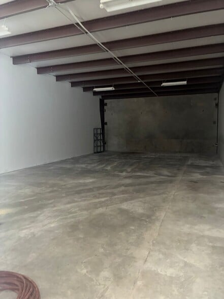 4814 Alexander Ln, Dallas, TX to rent - Building Photo - Image 3 of 12