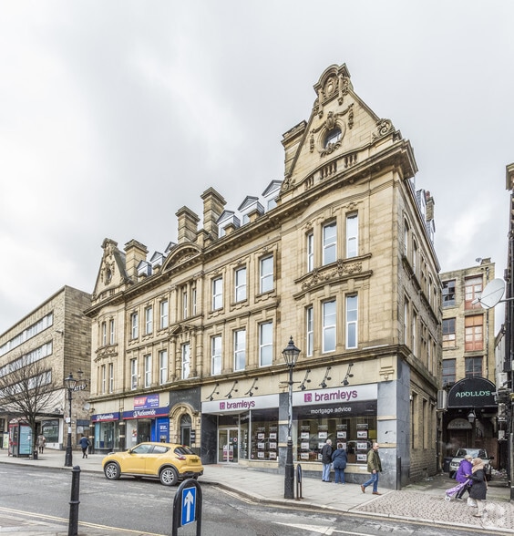 1-3 George Sq, Halifax to rent - Primary Photo - Image 1 of 10