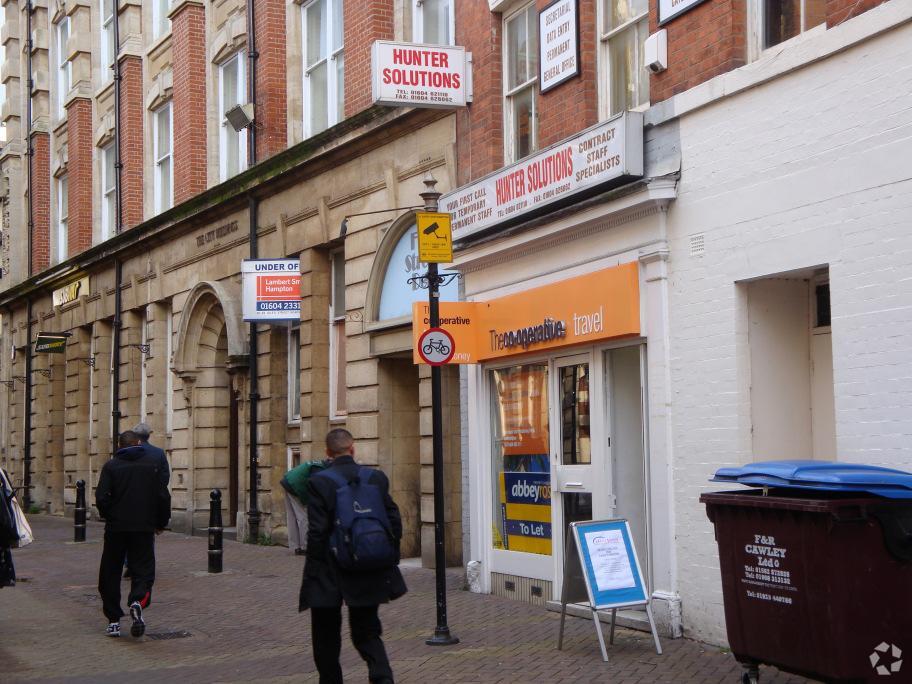 21 Fish St, Northampton to rent Primary Photo- Image 1 of 2
