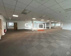 Office in Lyon to rent Interior Photo- Image 1 of 24