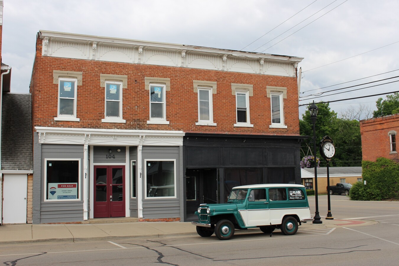 Building Photo