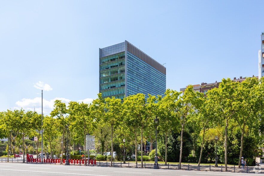 Office in Avinguda Diagonal, 682, Barcelona to rent - Building Photo - Image 3 of 11