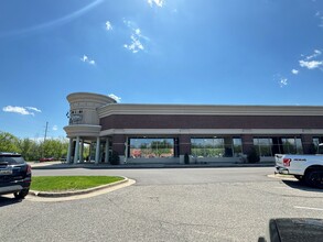 2655 E Grand River Ave, East Lansing, MI for rent Building Photo- Image 1 of 9