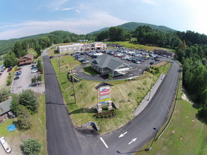 5 Price Chopper Plz, Warrensburg, NY for rent Primary Photo- Image 1 of 2