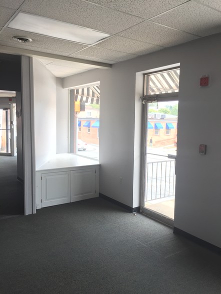 28 Liberty St, Westminster, MD to rent - Building Photo - Image 3 of 50