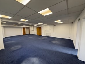 Neptune Clos, Rochester to rent Interior Photo- Image 1 of 2