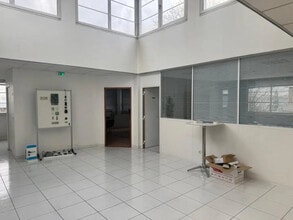 10-12 Rue Marcel Paul, Bezons for sale Interior Photo- Image 2 of 15