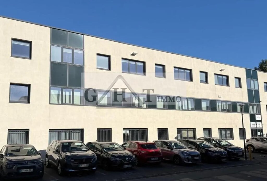 Vente Bureaux 960 m² - Photo 1