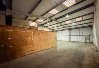 Honeyborough Industrial Estate, Milford Haven to rent Interior Photo- Image 2 of 5
