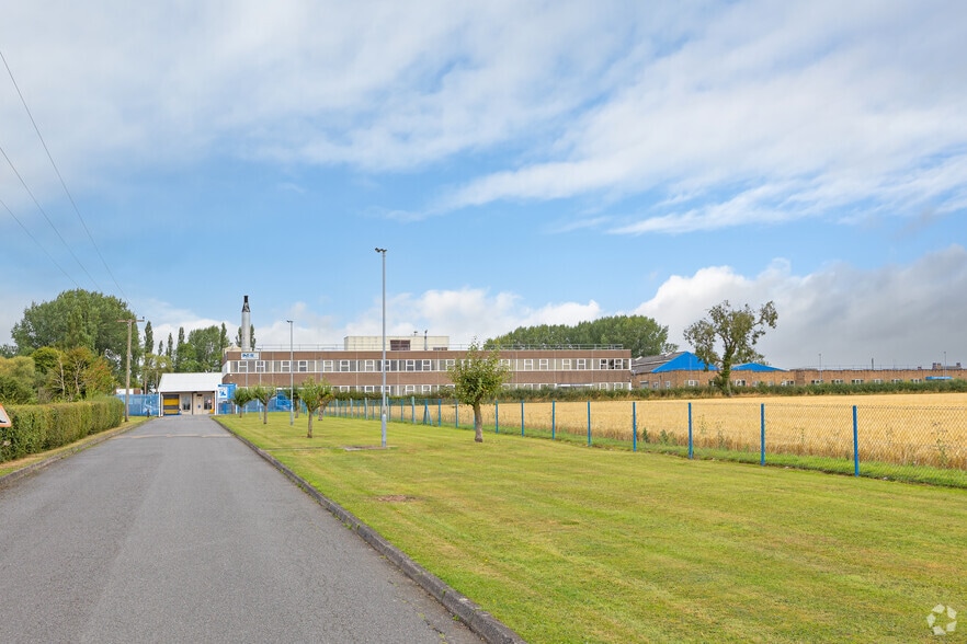 Melton Rd, Loughborough to rent - Building Photo - Image 2 of 2