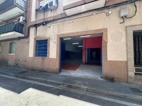 Retail in Leganés, Madrid to rent Construction Photo- Image 1 of 18