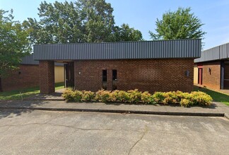 1023 Claude Cir, Huntsville, AL for rent Building Photo- Image 1 of 12