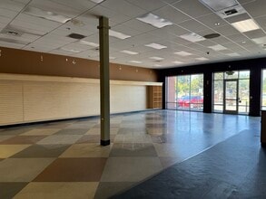 15423 SE 272nd St, Kent, WA to rent Interior Photo- Image 2 of 2