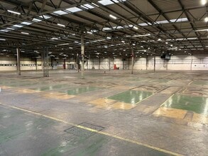 Crowther Rd, Washington to rent Interior Photo- Image 2 of 2