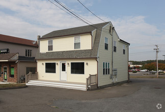 225 E Main St, Clinton, CT for sale Primary Photo- Image 1 of 1