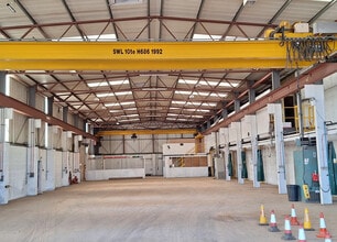 Arnolds Field Est, Wickwar to rent Interior Photo- Image 2 of 2