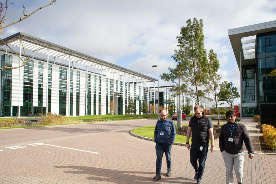 Parklands Ave, Holytown to rent - Building Photo - Image 2 of 7