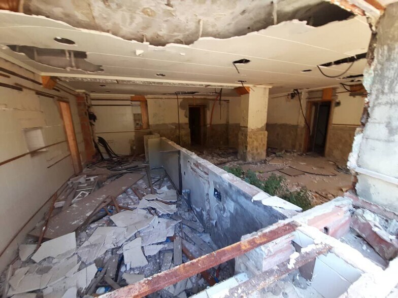 Siete, 394, Serra, Valencia for sale - Interior Photo - Image 2 of 9