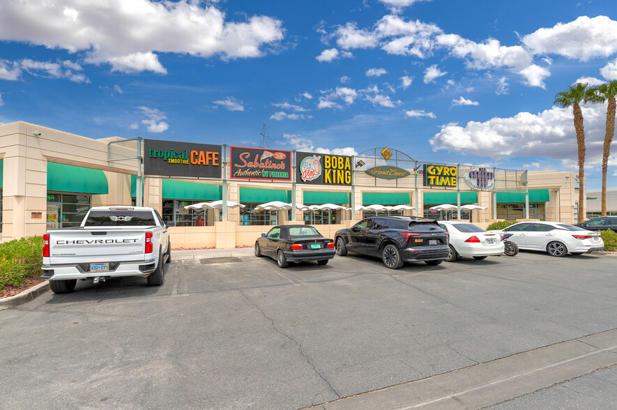 7660 W Cheyenne Ave, Las Vegas, NV for rent - Building Photo - Image 2 of 10