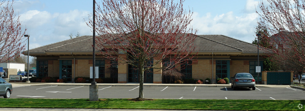 1393 Clay St SE, Albany, OR for rent - Building Photo - Image 3 of 3