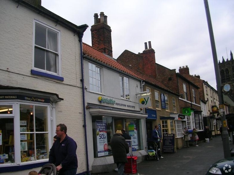 231 High St, Northallerton to rent - Primary Photo - Image 1 of 2